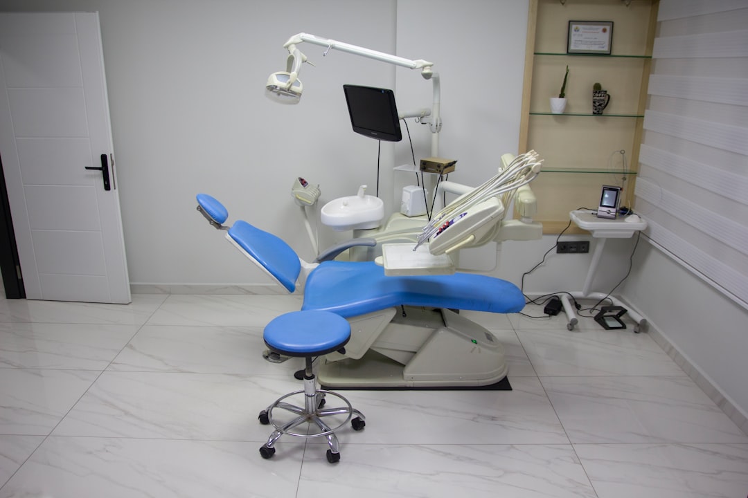 Calm dental chair waiting for the next patient